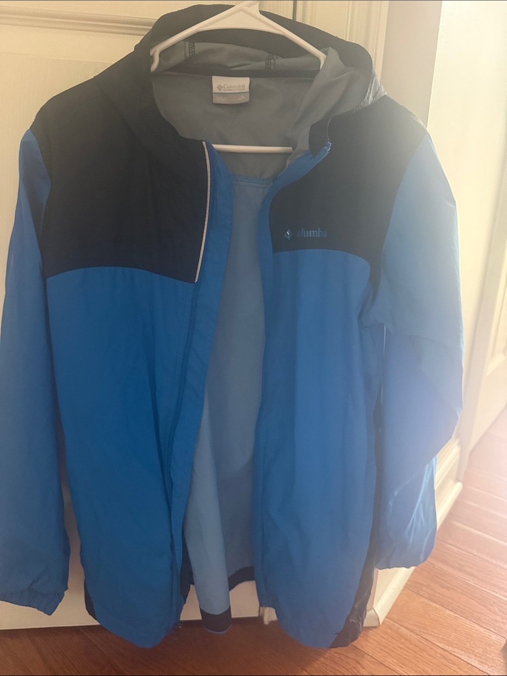 Columbia Kids Blue and Black Hooded Rain Jacket
